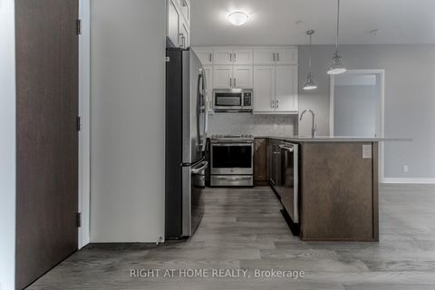 Photo 11 at 109 - 102 Grovewood Common, GO Glenorchy, Oakville