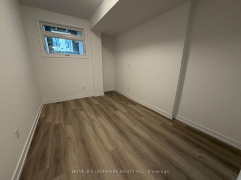 Photo 2 at 217 - 3 Bancroft Lane, Jefferson, Richmond Hill