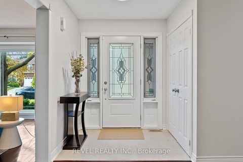 Photo 5 at 2824 Huntingdon Trail, CV Clearview, Oakville