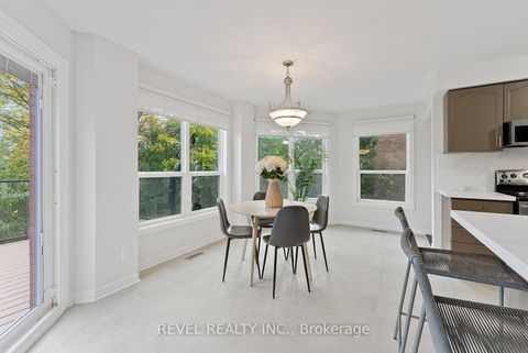 Photo 11 at 2824 Huntingdon Trail, CV Clearview, Oakville