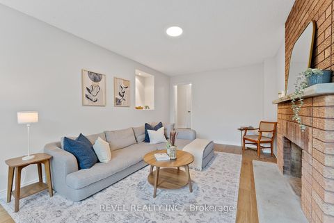 Photo 14 at 2824 Huntingdon Trail, CV Clearview, Oakville