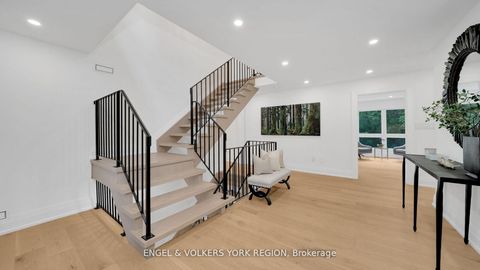 Photo 4 at 15 Silvergrove Road, Windfields, Toronto