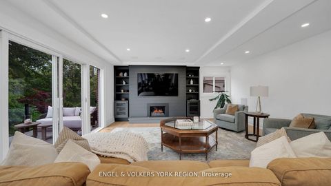 Photo 12 at 15 Silvergrove Road, Windfields, Toronto