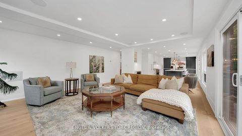 Photo 15 at 15 Silvergrove Road, Windfields, Toronto