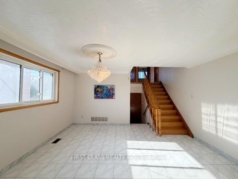 Photo 5 at 82 Gooderham Drive, Maryvale, Toronto