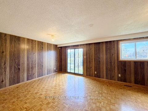 Photo 12 at 82 Gooderham Drive, Maryvale, Toronto