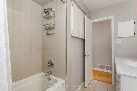 Photo 15 at 2339 Hixon Street, BR Bronte, Oakville