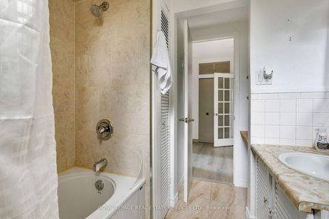 Photo 32 at 2339 Hixon Street, BR Bronte, Oakville