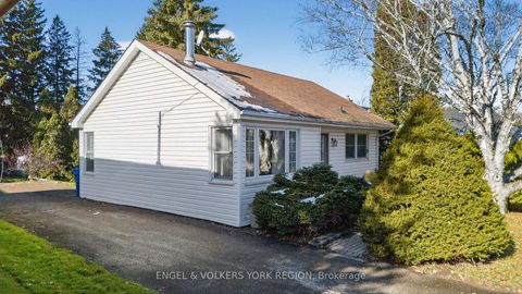 Photo 2 at 13132 Keele Street, King City, King