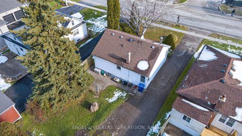 Photo 4 at 13132 Keele Street, King City, King