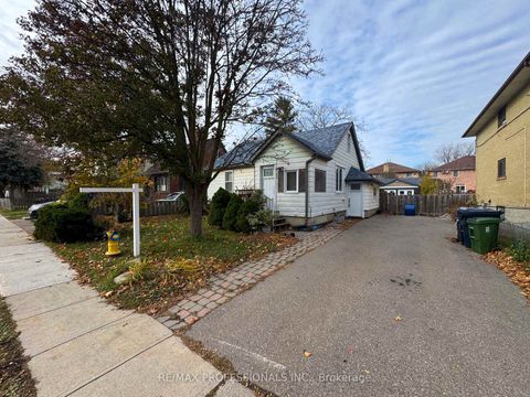 Photo 1 at 22 Fairfield Avenue, Long Branch, Toronto