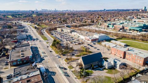 Photo 19 at 22 Fairfield Avenue, Long Branch, Toronto