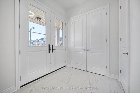 Photo 1 at 3404 Mosley Gate, GO Glenorchy, Oakville