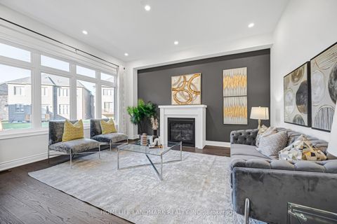 Photo 7 at 3404 Mosley Gate, GO Glenorchy, Oakville