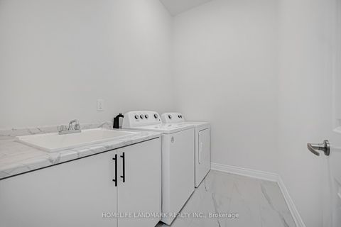 Photo 20 at 3404 Mosley Gate, GO Glenorchy, Oakville