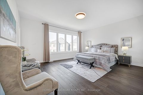 Photo 21 at 3404 Mosley Gate, GO Glenorchy, Oakville