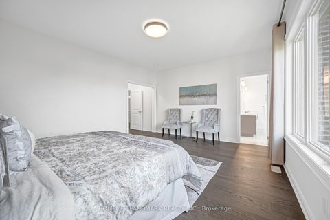 Photo 24 at 3404 Mosley Gate, GO Glenorchy, Oakville