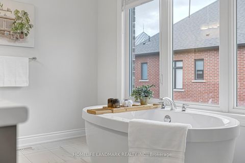 Photo 27 at 3404 Mosley Gate, GO Glenorchy, Oakville