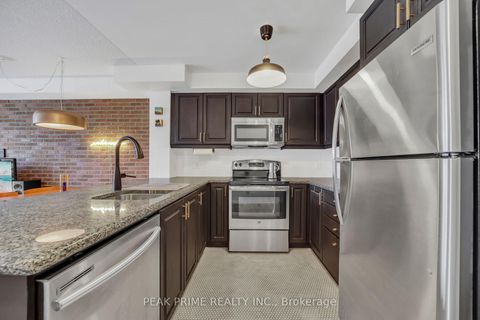 Photo 8 at 306 - 308 Palmerston Avenue, Bellwoods, Toronto