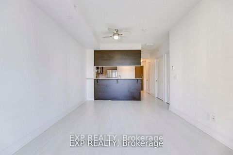 Photo 13 at 610 - 68 Merton Street, Mount Pleasant West, Toronto