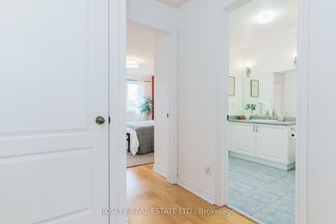 Photo 13 at 212 WILTSHIRE Avenue, Pellam Park, Toronto