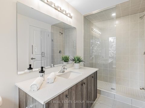 Photo 16 at 3408 - 60 Elizabeth Street S, Mill Pond, Richmond Hill