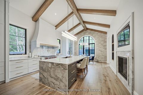 Photo 12 at 9 Sandpiper Court, Donalda, Toronto