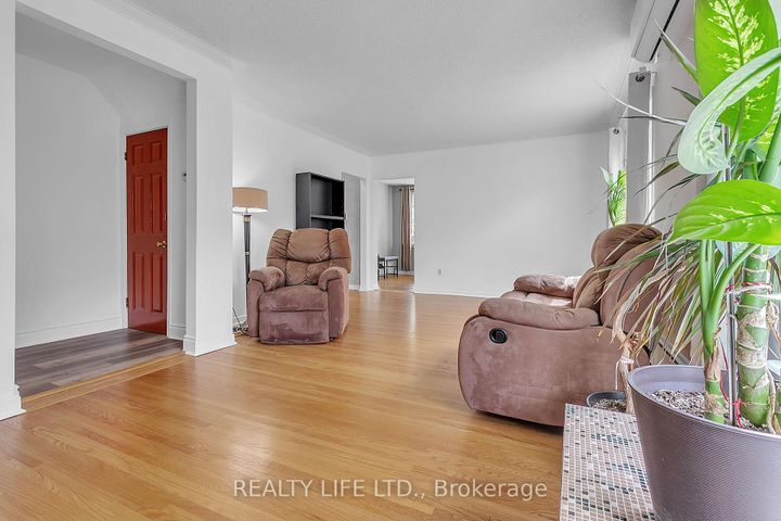 Photo 7 at 48 Bonnyview Drive, Queensway, Toronto