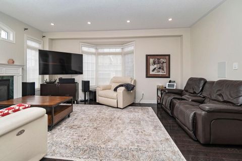 Photo 7 at #33 - 450 Worthington Avenue, Oak Ridges Lake Wilcox, Richmond Hill