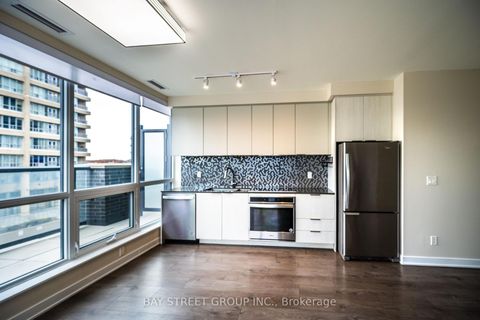 Photo 9 at 410 - 2 Sonic Way, Flemingdon Park, Toronto