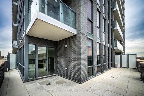 Photo 17 at 410 - 2 Sonic Way, Flemingdon Park, Toronto