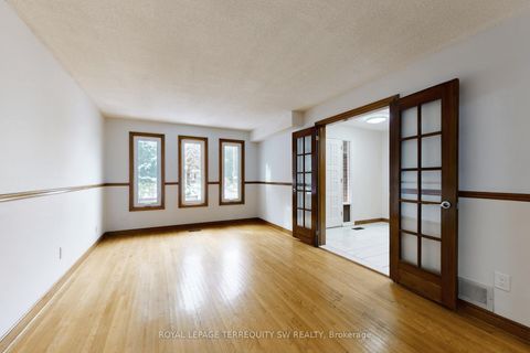 Photo 2 at 327a Beechgrove Drive, West Hill, Toronto