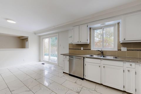 Photo 8 at 327a Beechgrove Drive, West Hill, Toronto