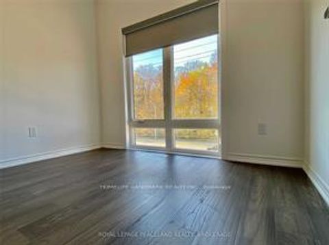 Photo 7 at 2485 Badger Crescent, GA Glen Abbey, Oakville