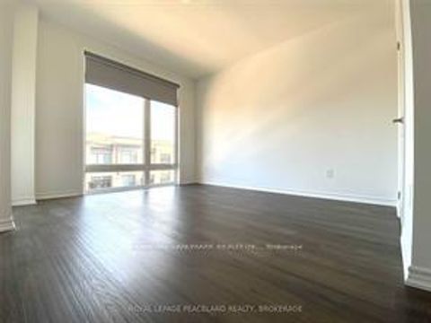 Photo 8 at 2485 Badger Crescent, GA Glen Abbey, Oakville