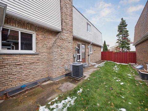Photo 33 at 339 Chartland Boulevard S, Agincourt North, Toronto