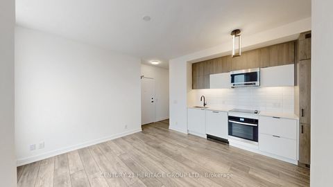 Photo 14 at 710 - 8888 Yonge Street N, South Richvale, Richmond Hill