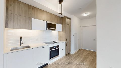 Photo 15 at 710 - 8888 Yonge Street N, South Richvale, Richmond Hill