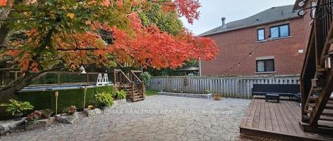 Photo 43 at 160 Carlyle Crescent, Aurora Highlands, Aurora