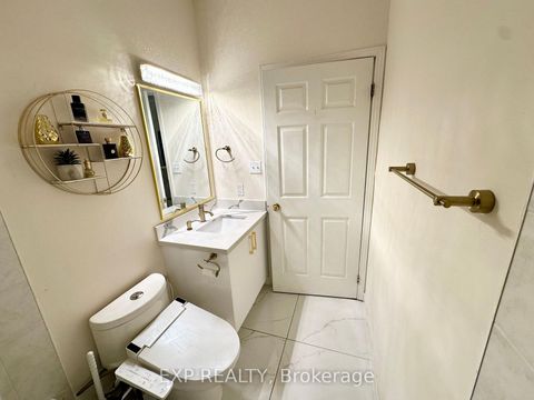 Photo 13 at 116 - 23 Lorraine Drive, Willowdale West, Toronto