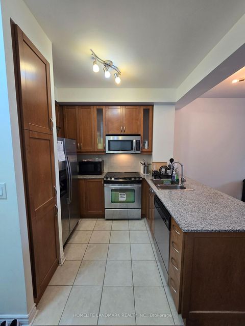 Photo 8 at 907 - 18 Holmes Avenue, Willowdale East, Toronto