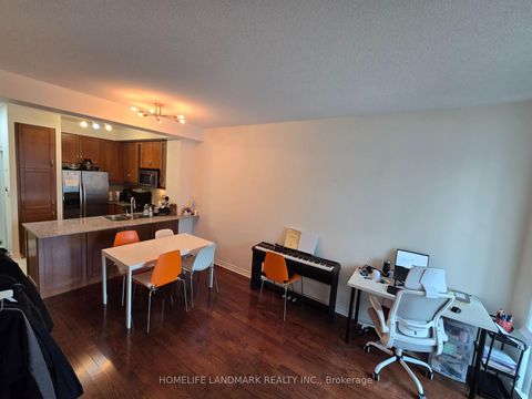 Photo 9 at 907 - 18 Holmes Avenue, Willowdale East, Toronto