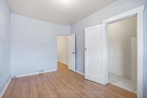 Photo 3 at 127 Kane Avenue, Eglinton West, Toronto