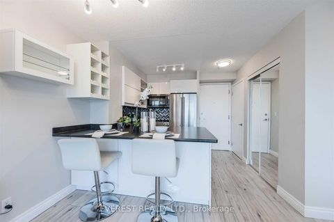 Photo 6 at 2506 - 36 Lee Centre Drive, Woburn, Toronto