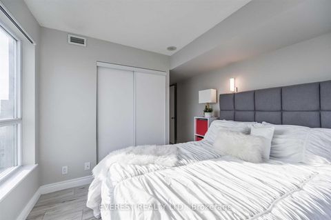 Photo 17 at 2506 - 36 Lee Centre Drive, Woburn, Toronto