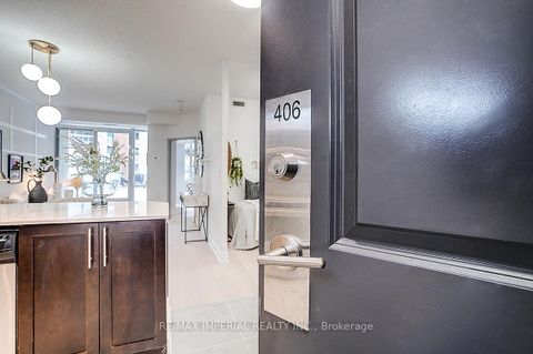 Photo 1 at 406 - 125 Western Battery Road, Niagara, Toronto