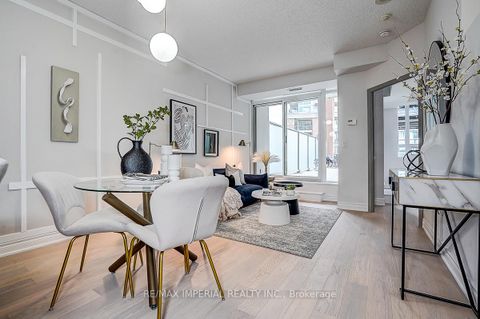 Photo 2 at 406 - 125 Western Battery Road, Niagara, Toronto