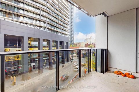 Photo 8 at 505 - 330 Richmond Street W, Waterfront Communities C1, Toronto