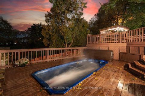 Photo 44 at 50 Skyview Crescent, Henry Farm, Toronto