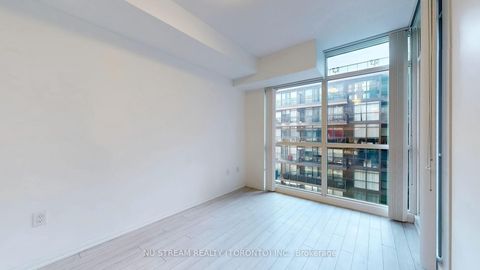 Photo 6 at 613 - 3091 Dufferin Street, Glen Park, Toronto